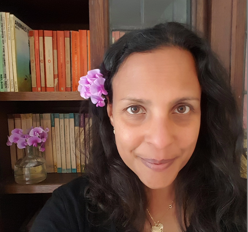 My Dream Part 2 selfie in front of book shelves 150531 My Dream Part 2 selfie in front of book shelves 150531