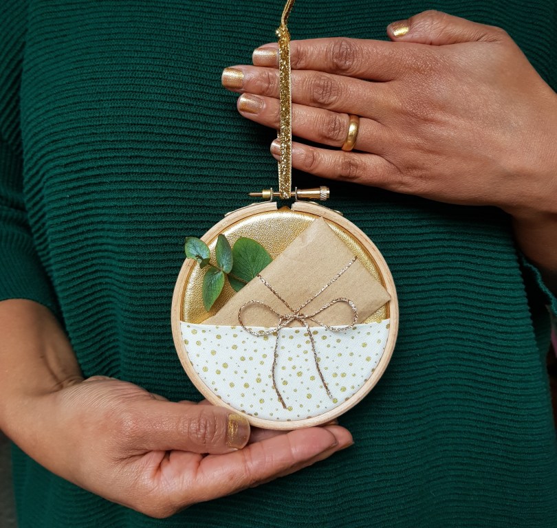 Hoop Pockets done in hands