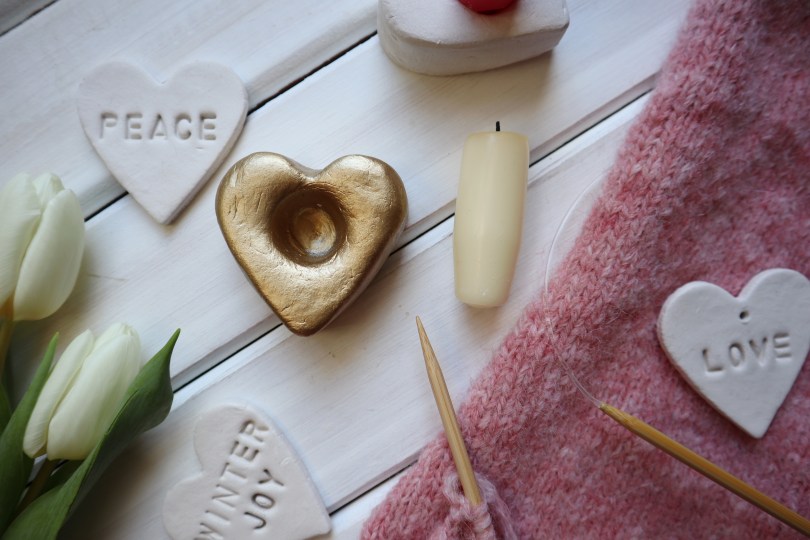 Clay candle holder done 1